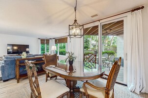 1 habitación, decoración personalizada y muebles diferentes 