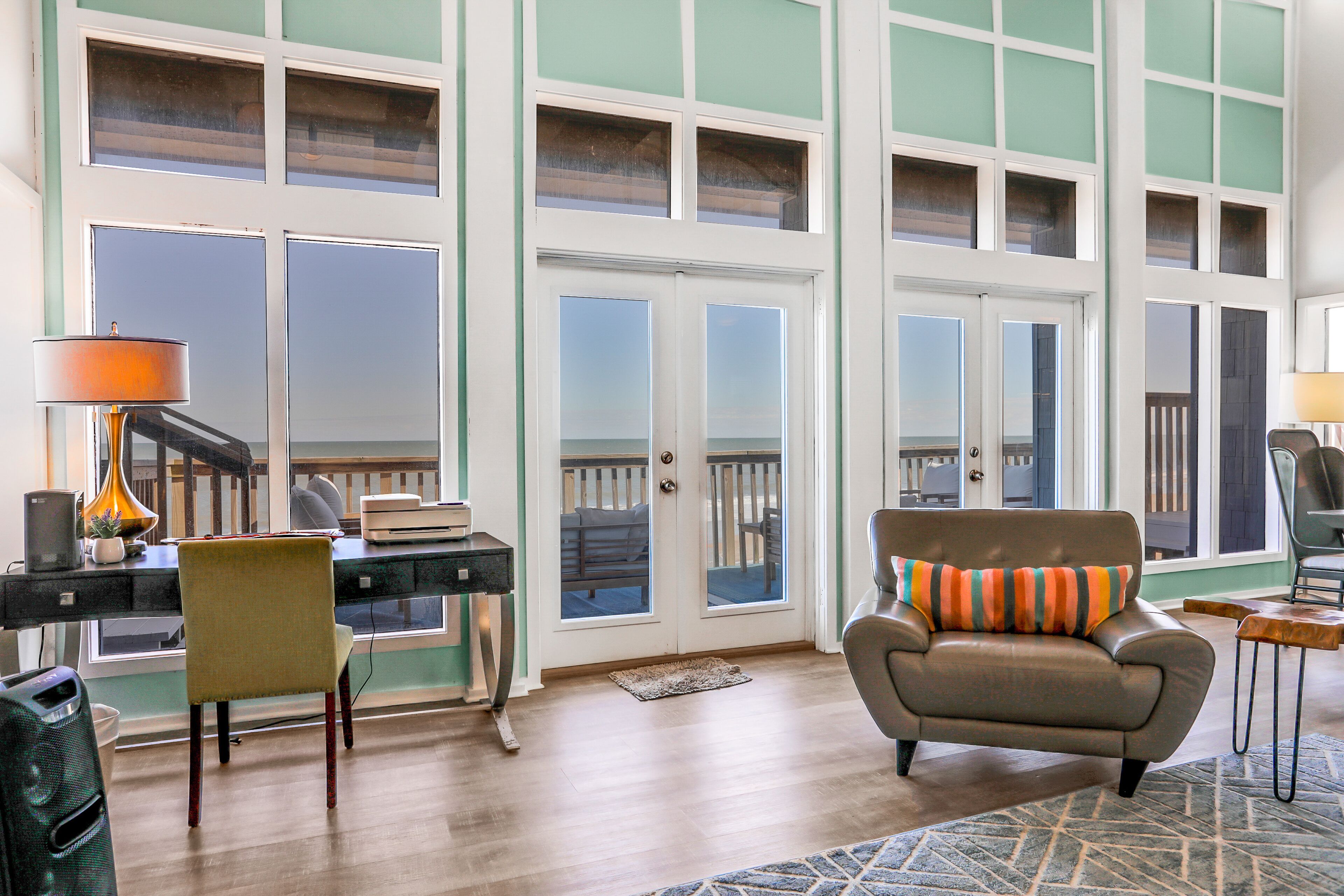 House, Multiple Beds, Hot Tub, Beach View (Ocean Oasis on the A1A) | Living area