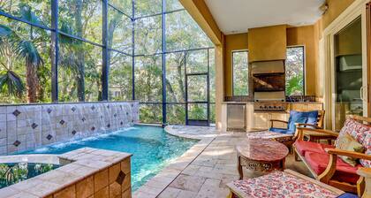 Lovely Home for Entertaining With Saltwater Plunge Pool, spa & Outdoor Kitchen