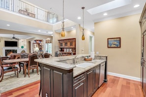 House, Multiple Beds, Pool Access, Pool View ( 47 Beach Walker Road) | Private kitchen - Lovely Home for Entertaining With Saltwater Plunge Pool, spa & Outdoor Kitchen (Fernandina Beach)
