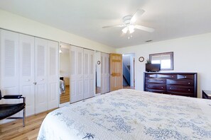 Townhome, Multiple Beds, Patio, Beach View (Sea Watch Villa 1790) - Fabulous Oceanfront Find in Flagler Beach W/shared Pool, Wifi, Central AC, W/D (Flagler Beach)