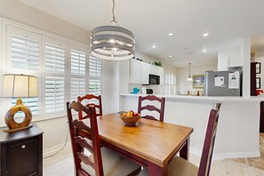 Condo, Multiple Beds, Pool Access, Pool View (Canopy Retreat) - Ground Floor Waterview Condo With Resort Amenities, Private Patio and Pool (Palm Coast)