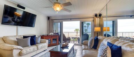 LÀgenhet - flera sÀngar - uteplats - utsikt mot stranden (Coquina A207 - Shell Haven) | Vardagsrum