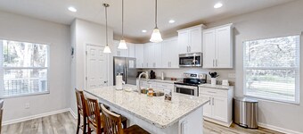 Newly-built 2-story Home Near the Ocean With Patio, Washer/dryer, Streaming