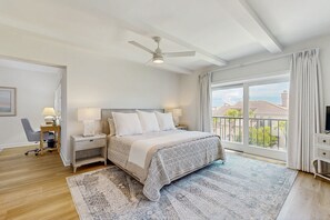 Vila, Beberapa Tempat Tidur, akses ke kolam renang, pemandangan kolam renang (1428 Windsong) | 2 kamar tidur dan didekorasi berbeda-beda