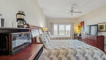 Condo, 2 Queen Beds, Balcony, Ocean View (225 Sandcastles - Hotel Side) | 1 bedroom, individually decorated, individually furnished, bed sheets