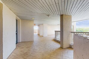 Condo, 2 Katil Ratu (Queen), Balcony, Ocean View (225 Sandcastles - Hotel Side) | Bahagian dalam