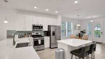 House, Multiple Beds, Hot Tub, Garden View (Seaside Serenity) | Private kitchen