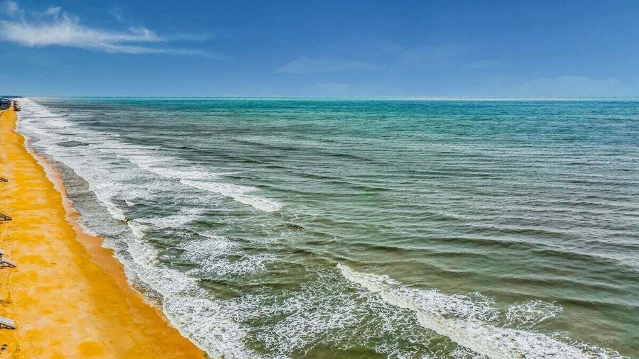 Ocean View Condo With Pool Access, Wifi, & Central AC - Snowbirds OK