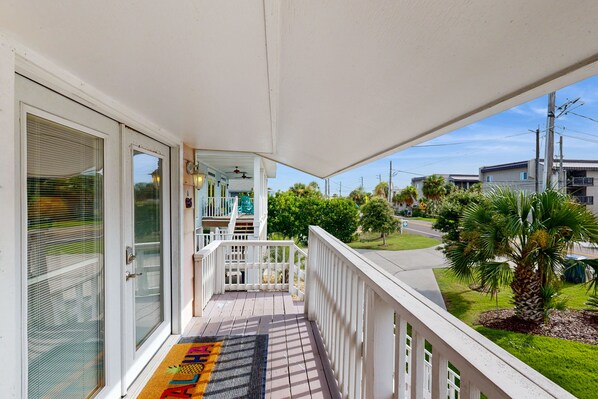 House, Multiple Beds, Balcony, Partial Ocean View (Whale Tale - A) | View from room
