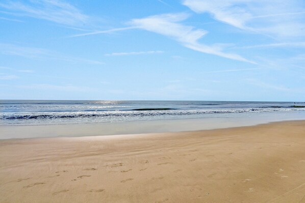 ชายหาด