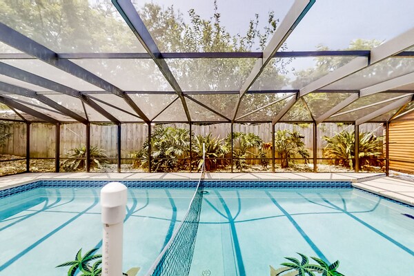 Jacksonville's Delight | House In Jacksonville With Pool On St Johns River - Jacksonville, FL