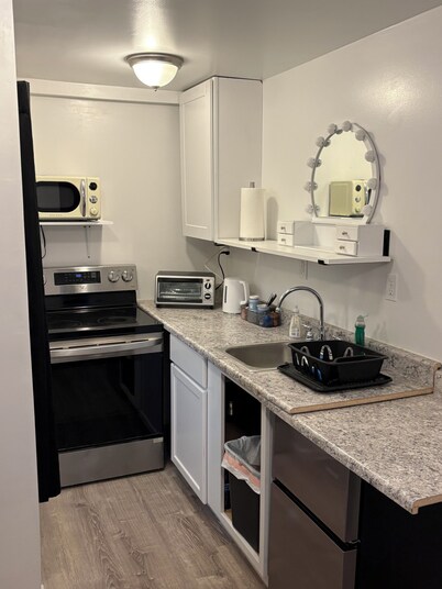 PEARL STUDIO COZY CUTE EFFECIENT DOWNTOWN PHX STADIUMS CONVENTION CTR ARTS ASU