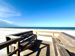 Beach nearby - Spacious Seaside Cottage w/ Sunroom 1-minute Walk to Vilano Beach (St. Augustine)
