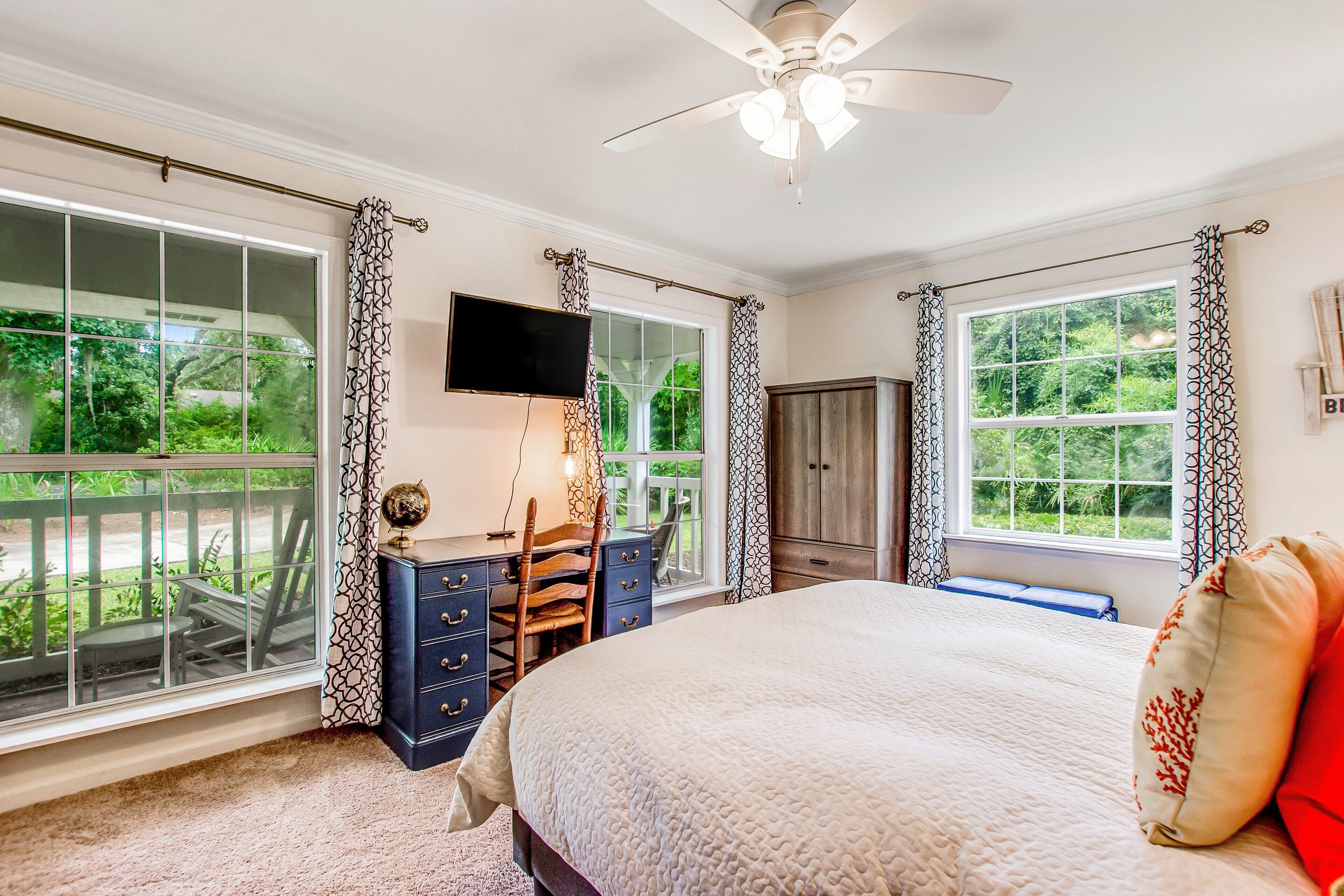 House, Multiple Beds, Patio, Garden View (My Best Friend's House) | 4 bedrooms, individually decorated, individually furnished, bed sheets