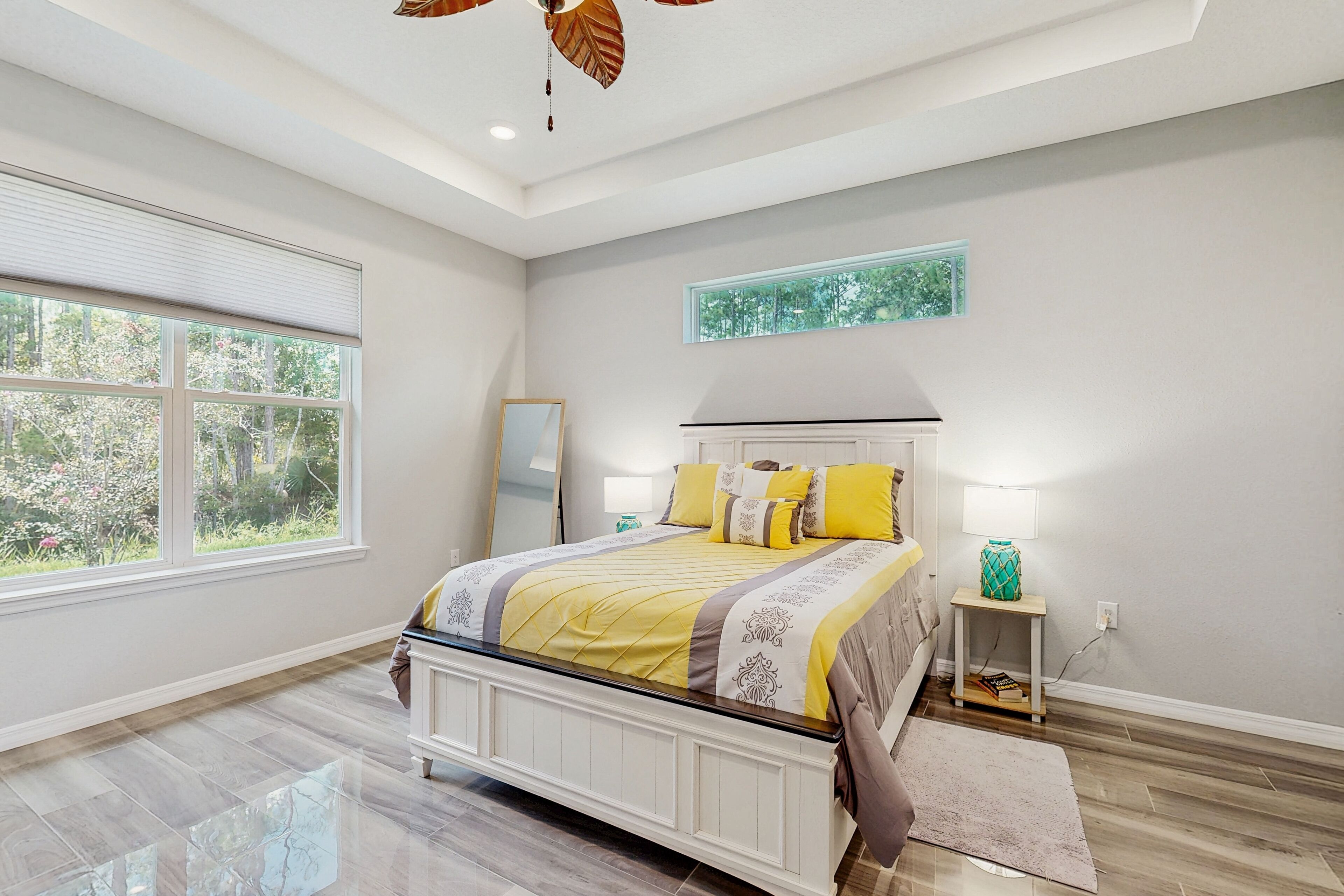 3 habitaciones, decoración personalizada y muebles diferentes 