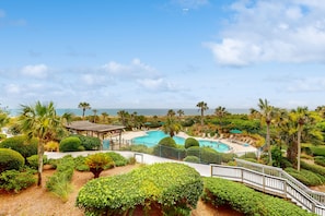 Pool - Oceanfront Condo With Washer/dryer, AC & Heated Pool (Fernandina Beach)