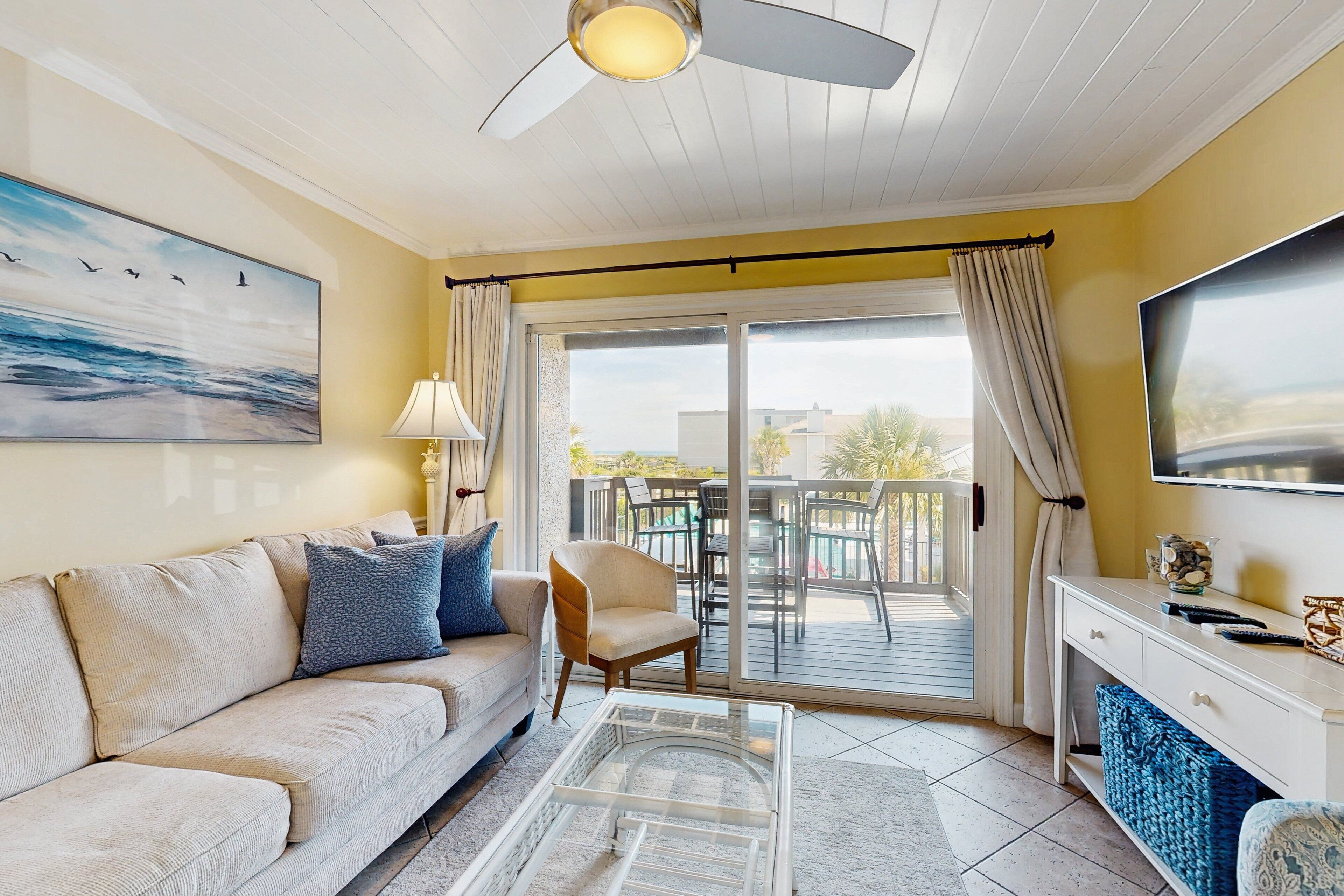 Appartement, meerdere bedden, patio, uitzicht op oceaan (109 Sand Dollar Villas) | Woonruimte