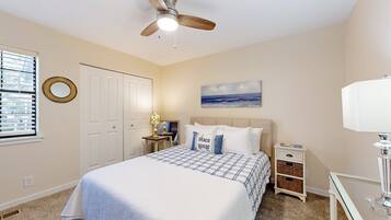 Condo, nhiều giường, sân hiên, quang cảnh vườn (Beach Therapy) | 3 phòng ngủ, trang trí khác biệt