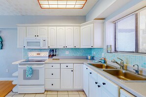 Condo, Multiple Beds, Pool Access, Ocean View (Jacksonville OceanFront Retreat) | Private kitchen - Oceanview Condo With Pool, Beach Access, Jetted Tub, W/d, & AC (Jacksonville Beach)