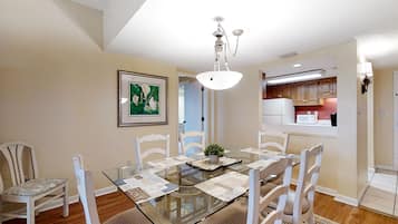 Condo, Multiple Beds, Balcony, Pool View (287-88 Sandcastles) | 2 bedrooms, individually decorated, individually furnished, bed sheets