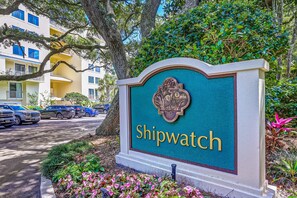 Exterior detail - Oceanfront Condo With Large Balcony, Pool, Central AC & Views (Fernandina Beach)