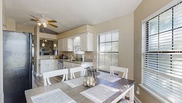 House, Multiple Beds, Patio, Garden View (The Healing Haven) | 3 bedrooms, individually decorated, individually furnished, bed sheets