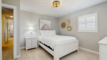 3 habitaciones, decoración personalizada y muebles diferentes