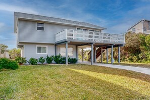 Exterior - Serene 2-level Home With Wifi & Deck - Walk to Beach, 1 dog Welcome (St. Augustine)