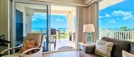 Leilighet, flere senger, adgang til basseng, havutsikt (Rising Sun) | Oppholdsområde