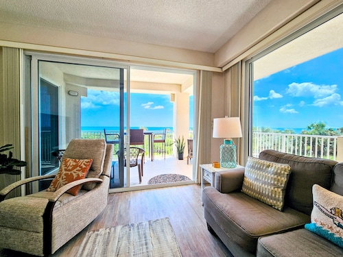 Rising Sun Stunning Oceanfront Ocean View Villa! 3 Beautiful Resort Pools! Beach Front!