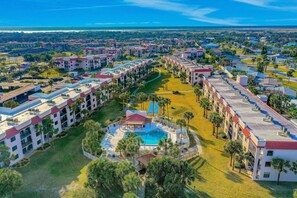 Exterior - Spacious Condo With Private Balcony and Close Beach Access (St. Augustine)