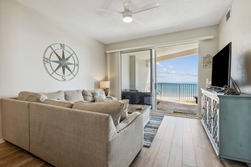 Oceanfront Condo,beach Access, Heated Pool, Tennis Courts - Marineland, FL