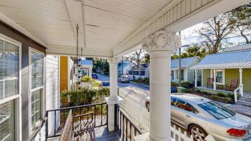 House, Multiple Beds, Patio, Garden View (Old Town Retreat) | View from room