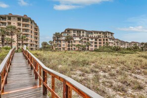 Exterior - Ocean-view Penthouse With Pool, Balcony & Central AC - Snowbird-friendly (Fernandina Beach)