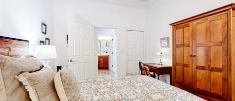 3 Schlafzimmer, individuell dekoriert, individuell eingerichtet