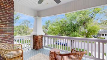 House, Multiple Beds, Patio, Garden View (Riverside Dreams) | View from room