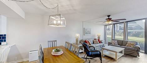 Condo, Multiple Beds, Pool Access, Pool View (Anastasia 111) | Living area