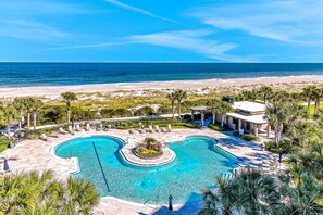 Pool - Oceanfront Condo With Panoramic Views, Shared Pool, and Private Washer & Dryer (Fernandina Beach)