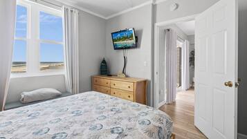 Appart'hÎtel, plusieurs lits, balcon, vue océan (Sunshine and a View)