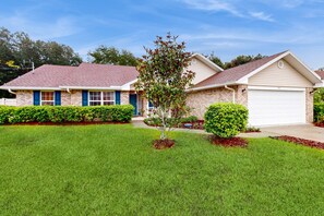 Exterior - Spacious Home With Private Pool,spa, Gas Grill and Patio (Palm Coast)