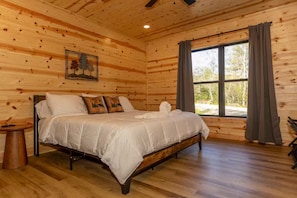 4 Schlafzimmer, Bügeleisen/Bügelbrett, WLAN, Bettwäsche