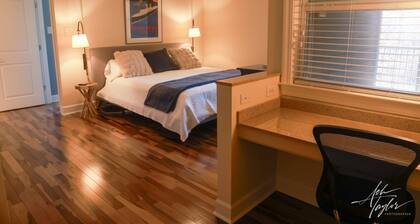 Campus-Side Comfort• 3BR Walkable to Stadiums