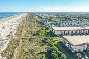 Beach/ocean view - Sunny Ground-floor Condo W/private Patio, W/d, On-site Pools, Tennis Court, BBQ (St. Augustine)