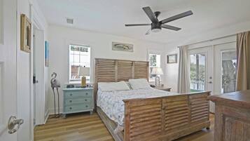 2 bedrooms, individually decorated, individually furnished, bed sheets