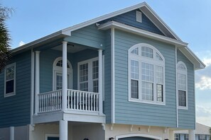 Exterior - Two-level Home With Partial Ocean View, Balcony, Wifi, & W/D - Walk to the Beach (St. Augustine)