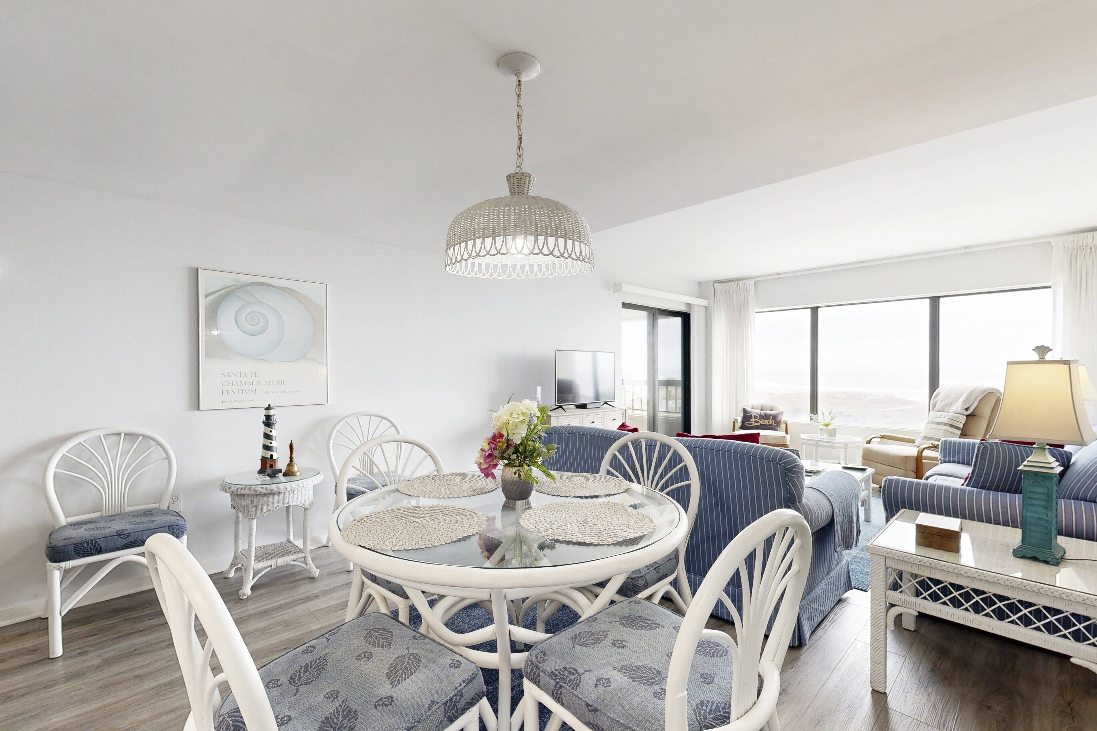 Appart'hôtel, 1 très grand lit et 1 canapé-lit, patio, vue piscine (C114 Amelia Surf and Racquet)