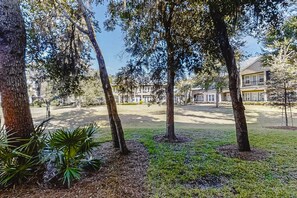 Exterior - Updated Townhome Near the Ocean W/private Patio, Shared Pool, Central A/C (Fernandina Beach)