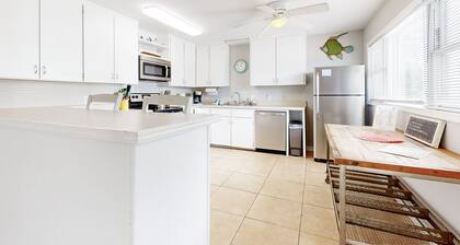 Sparkling Retreat Steps to Beach Fenced Backyard Snowbird Availability