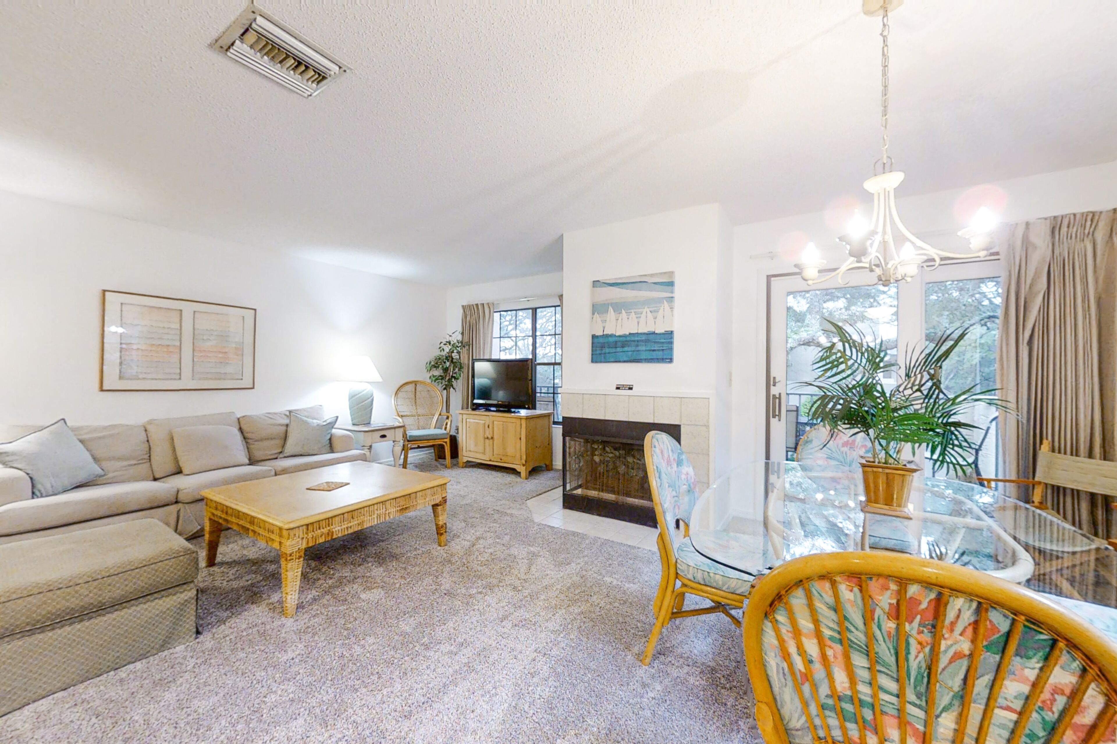 House, Multiple Beds, Patio, Pool View (504 Sailmaker) | Living area